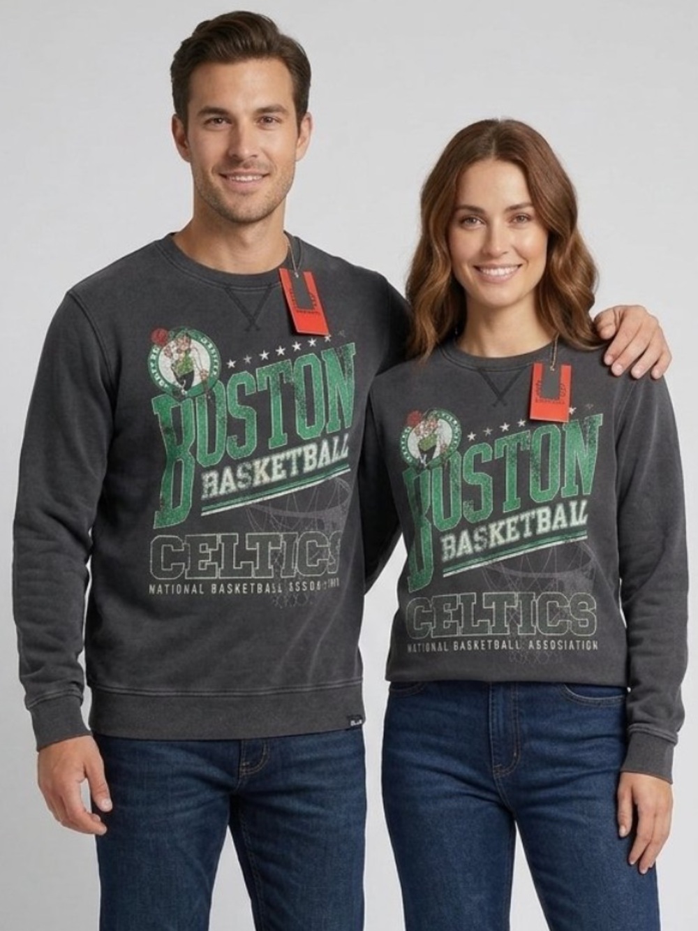 1 Boston Celtics Basketball Long Sleeve Pull Over Sweater 
New With Tag 
Medium